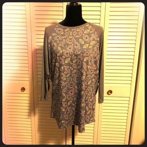 Lularoe randy. 3/4 length sleeve